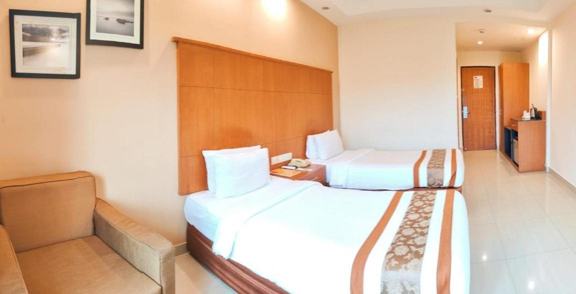 La Franklin Hotel Bhubaneswar Zewnętrze zdjęcie