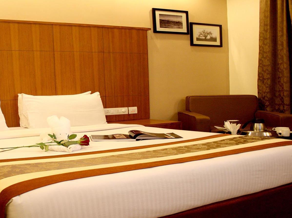 La Franklin Hotel Bhubaneswar Zewnętrze zdjęcie